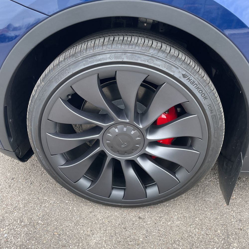 2024 Tesla Model Y Performance - Image 18