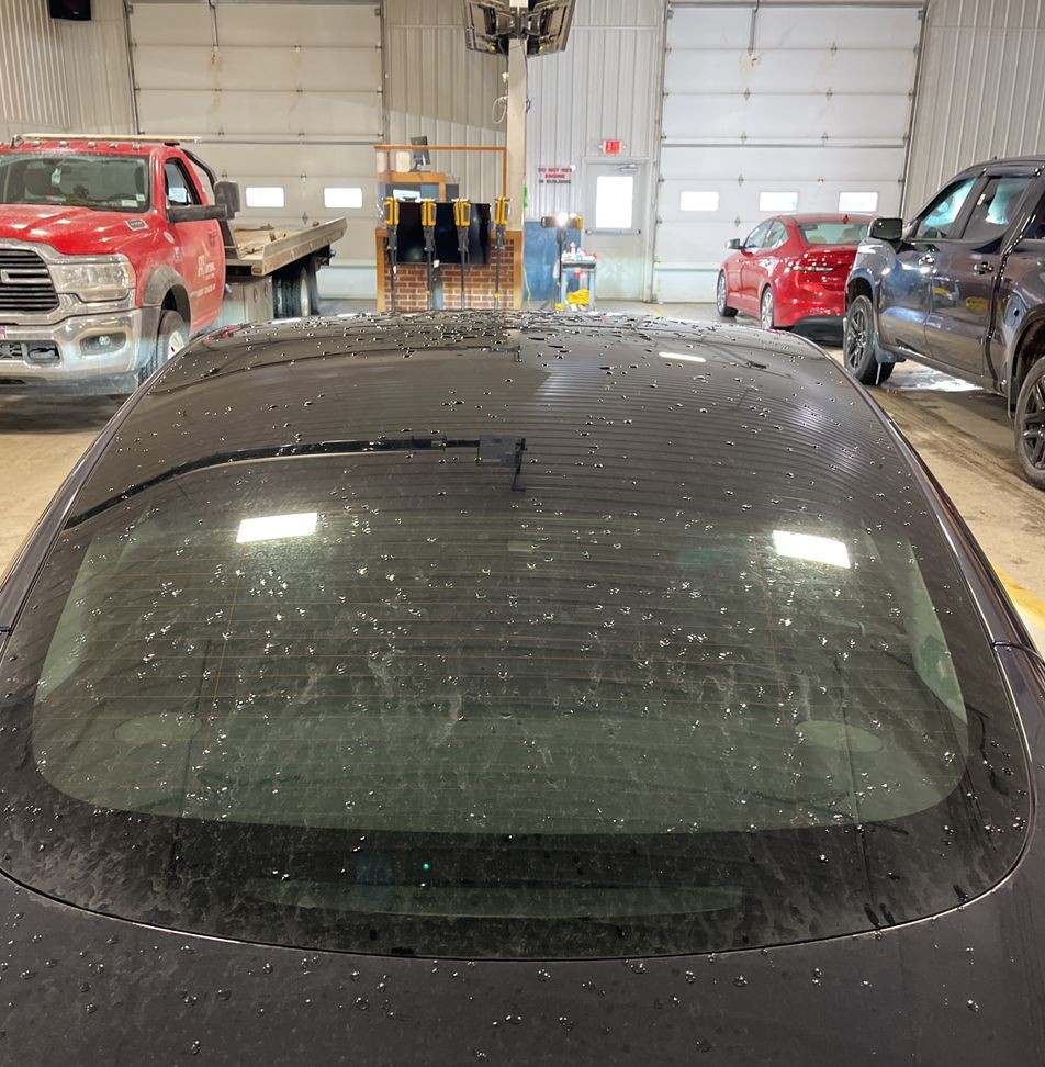 2024 Tesla Model 3 Performance - Image 4