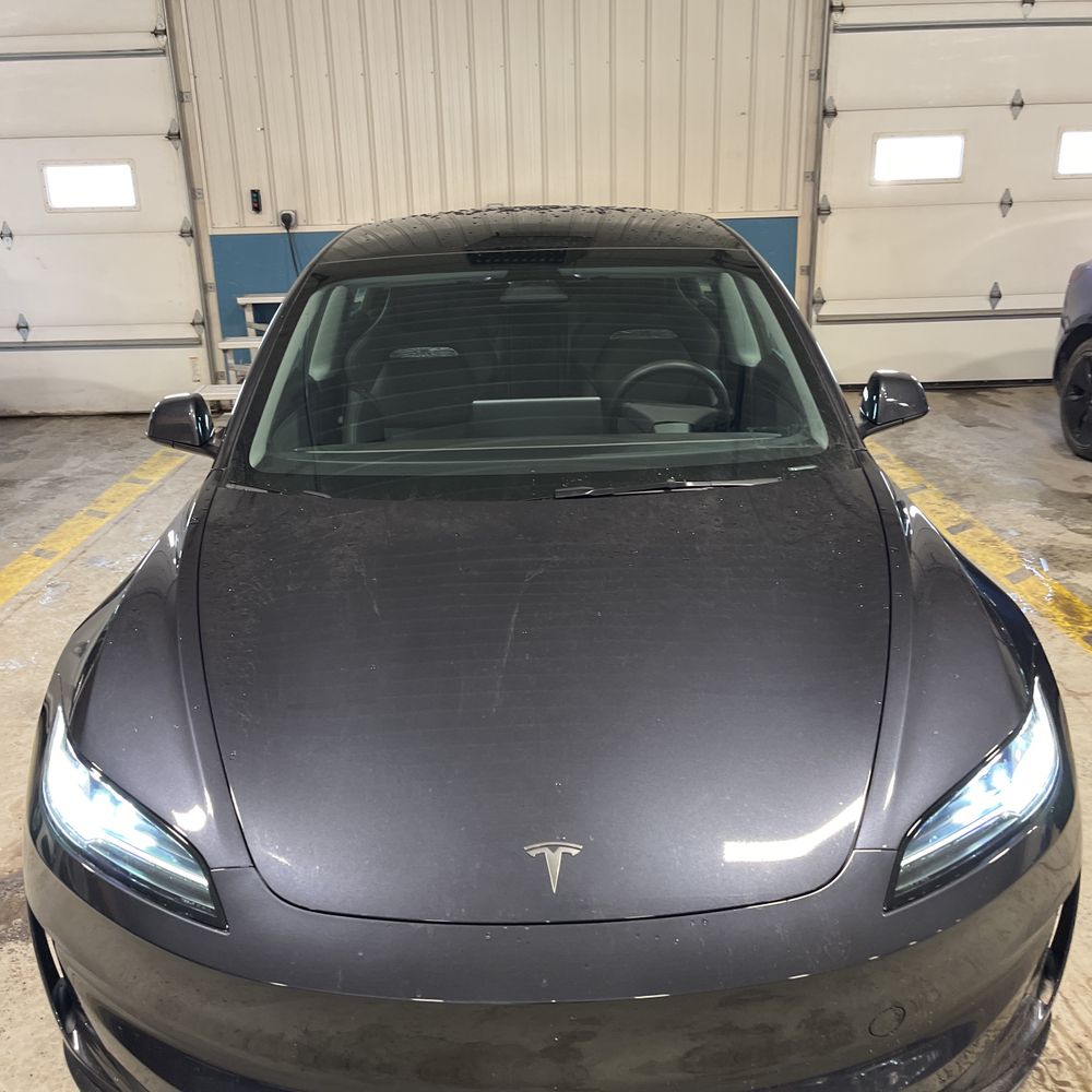 2024 Tesla Model 3 Performance - Image 14