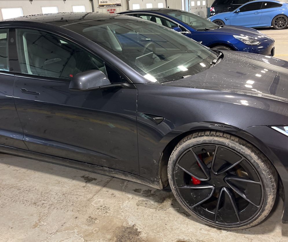 2024 Tesla Model 3 Performance - Image 16
