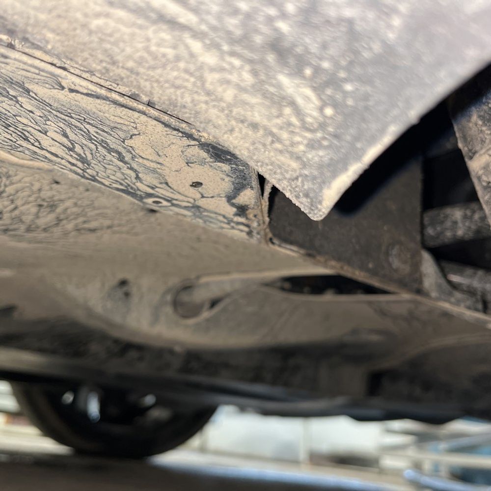 2024 Tesla Model 3 Performance - Image 22