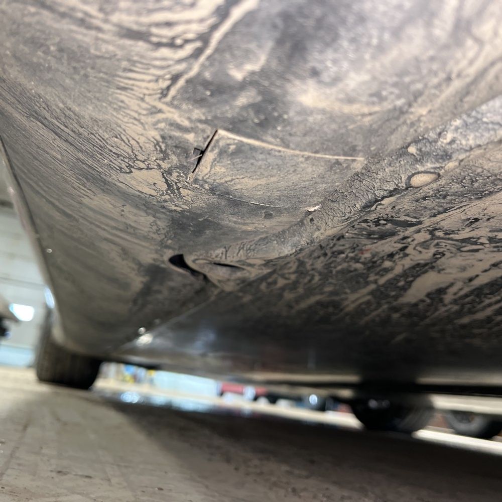 2024 Tesla Model 3 Performance - Image 32
