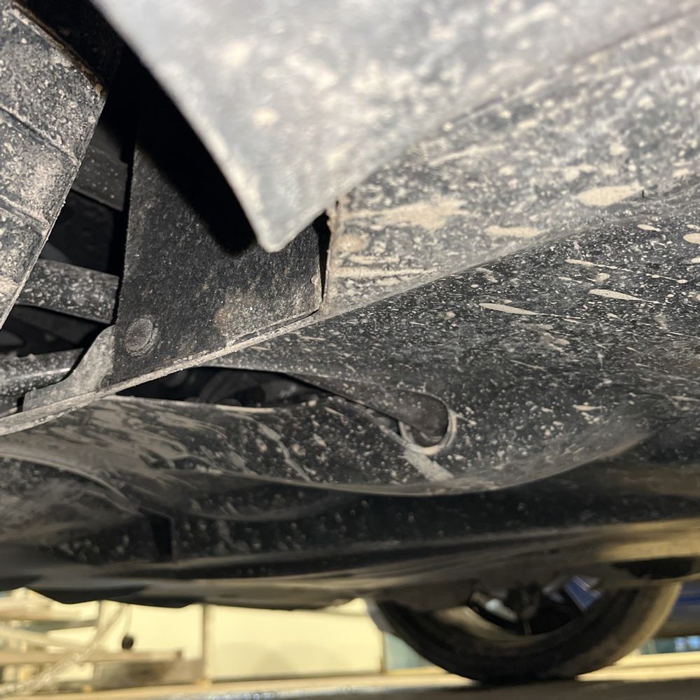 2024 Tesla Model 3 Performance - Image 37