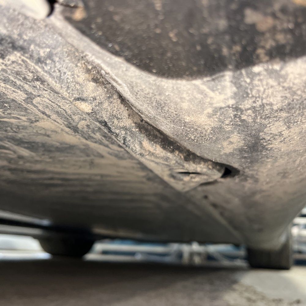2024 Tesla Model 3 Performance - Image 38