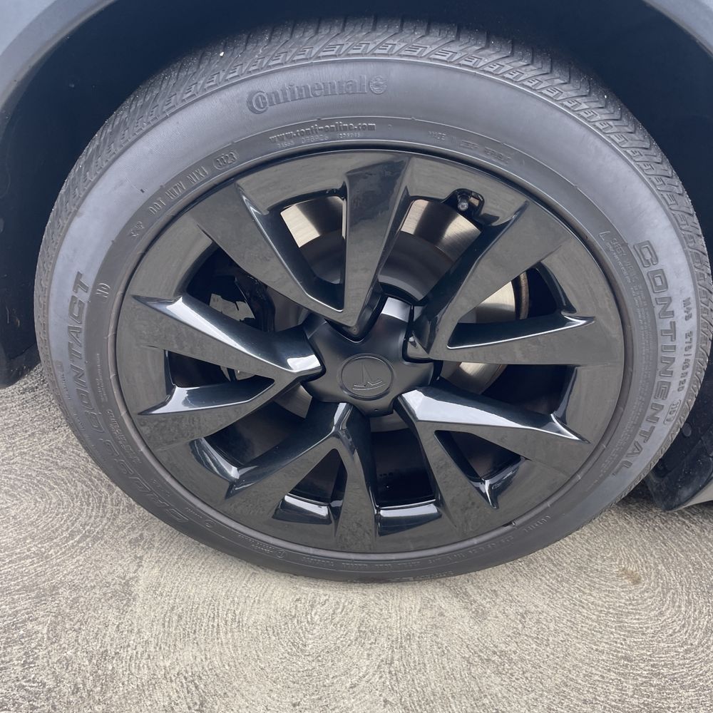 2022 Tesla Model X Base - Image 2