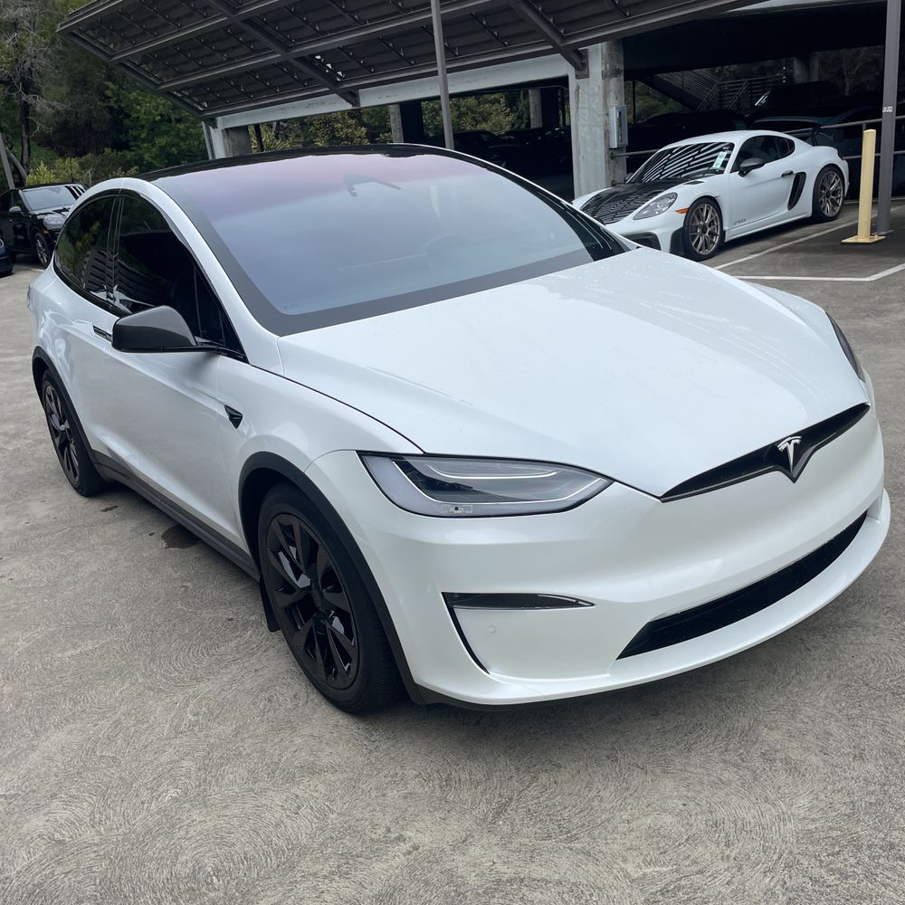2022 Tesla Model X Base - Image 13