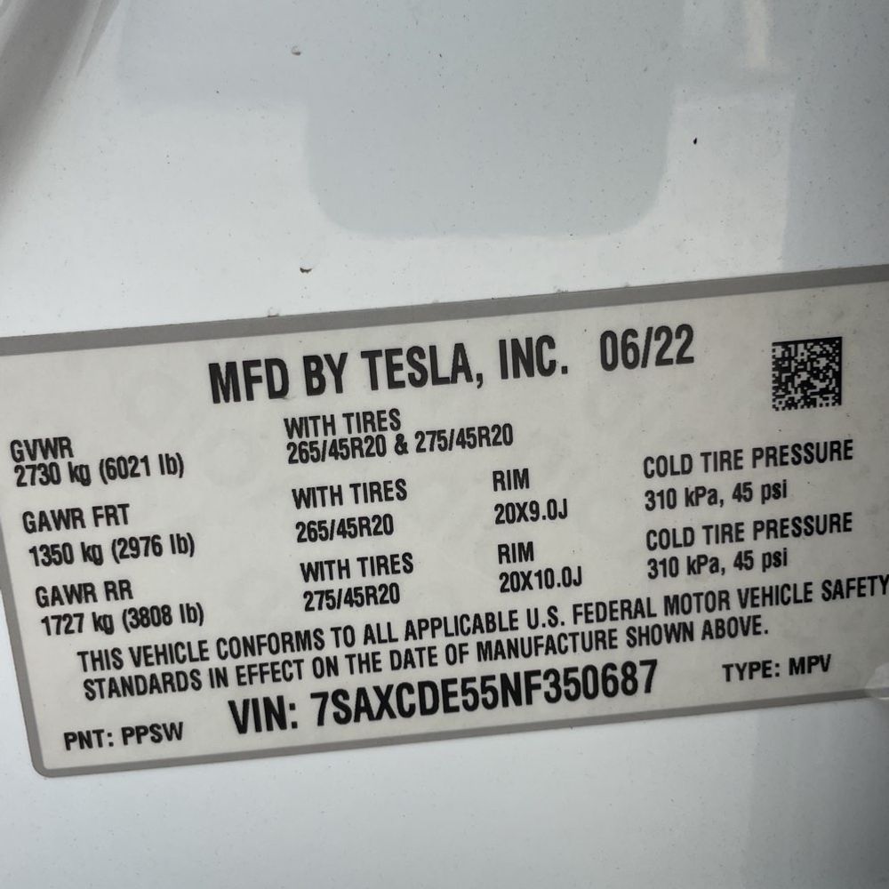 2022 Tesla Model X Base - Image 17