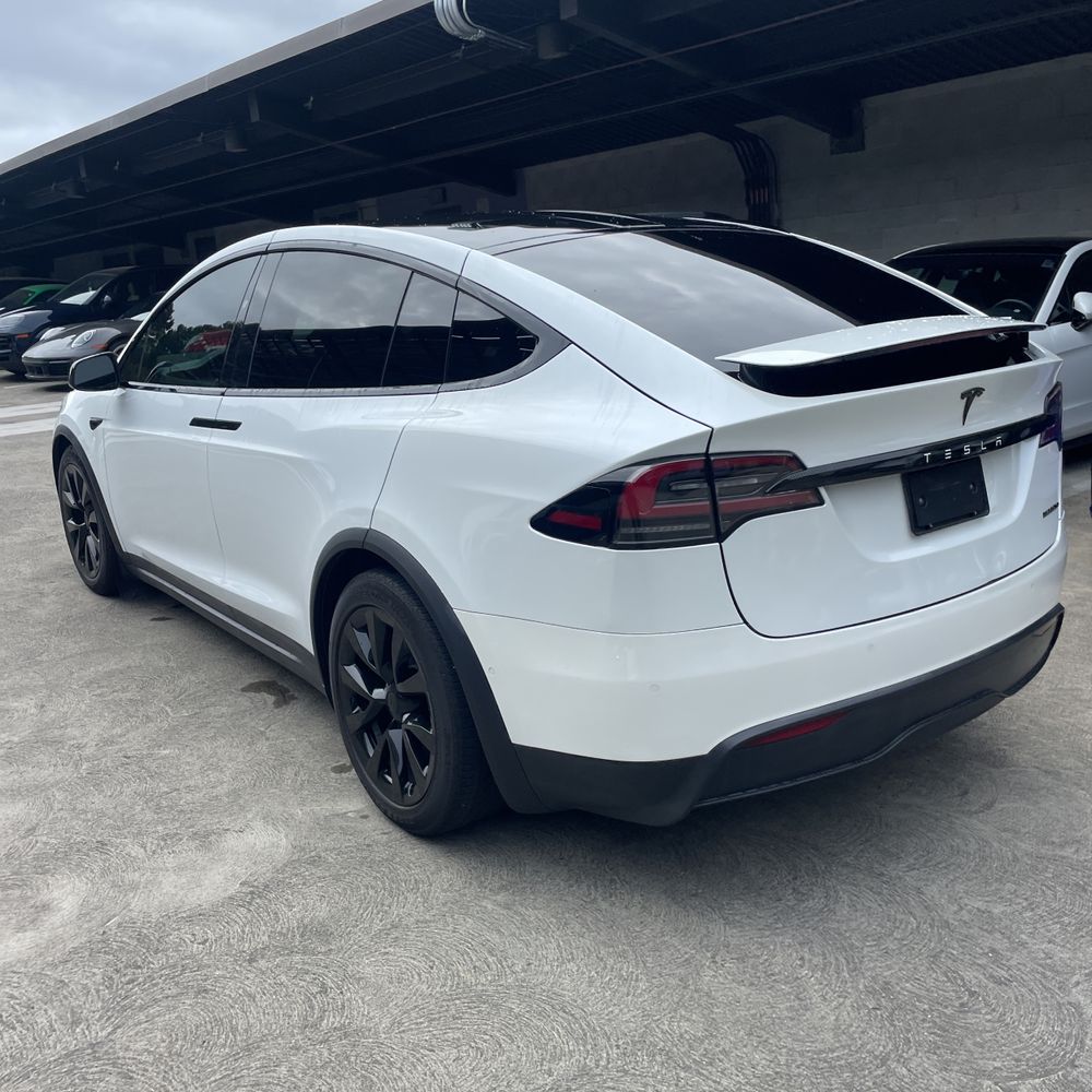 2022 Tesla Model X Base - Image 29