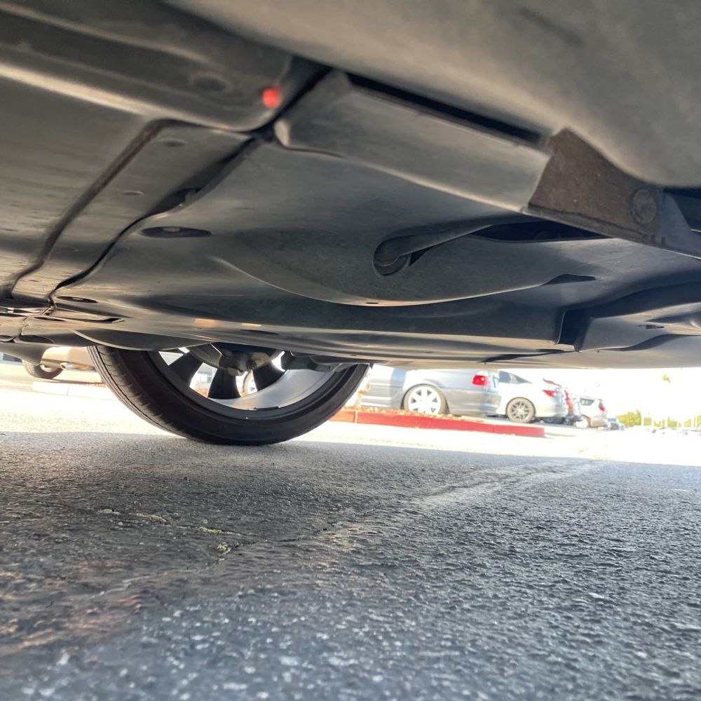 2025 Tesla Model Y Long Range - Image 34