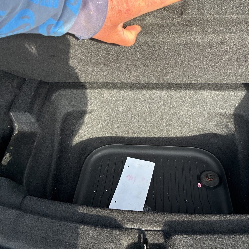 2026 Tesla Model Y Long Range - Image 3