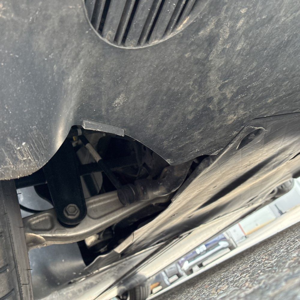 2026 Tesla Model Y Long Range - Image 25