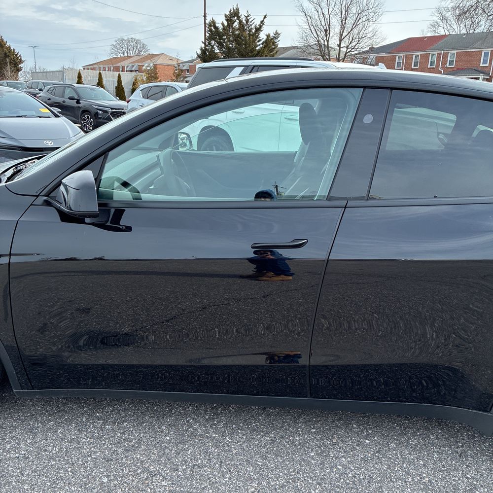 2026 Tesla Model Y Long Range - Image 33