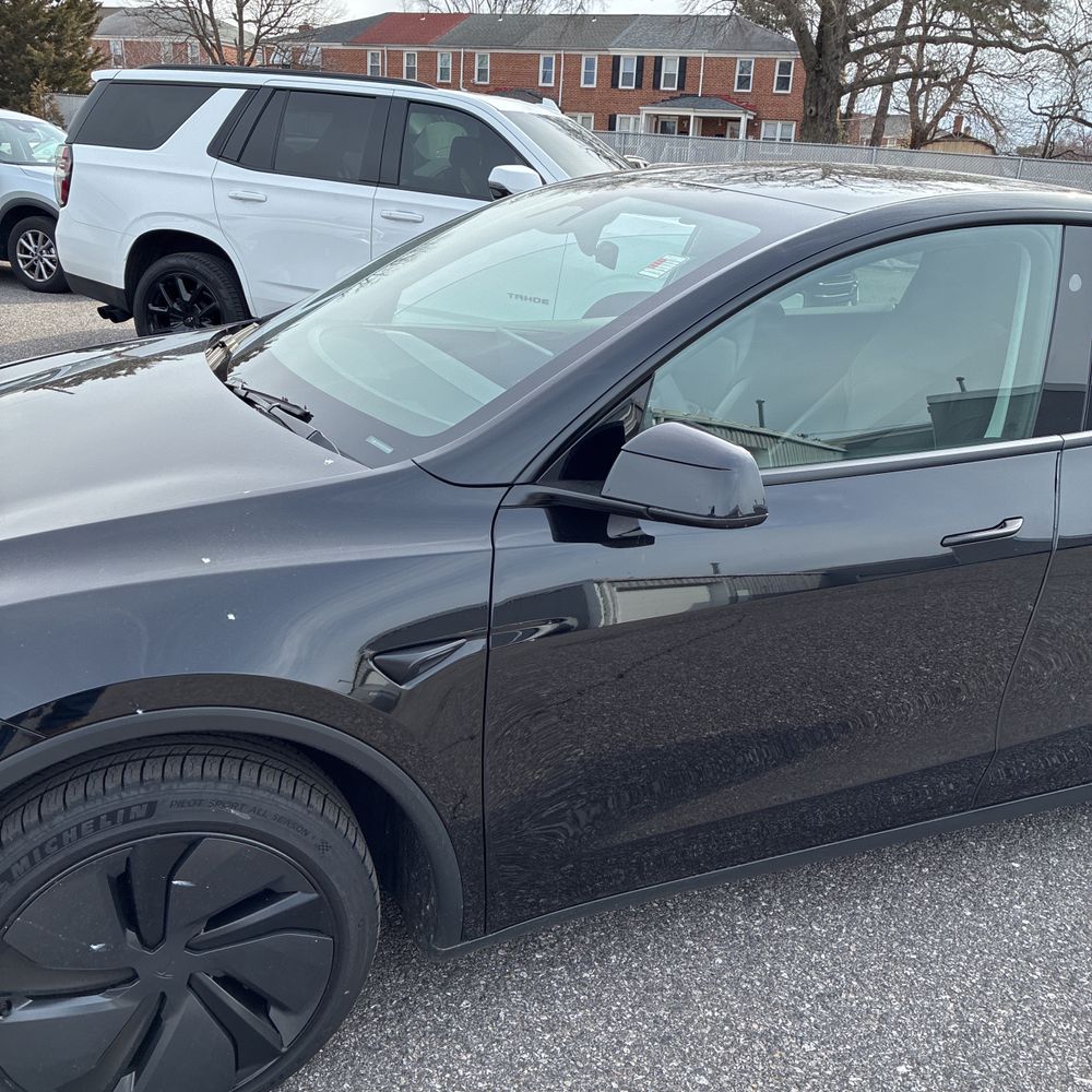 2026 Tesla Model Y Long Range - Image 44