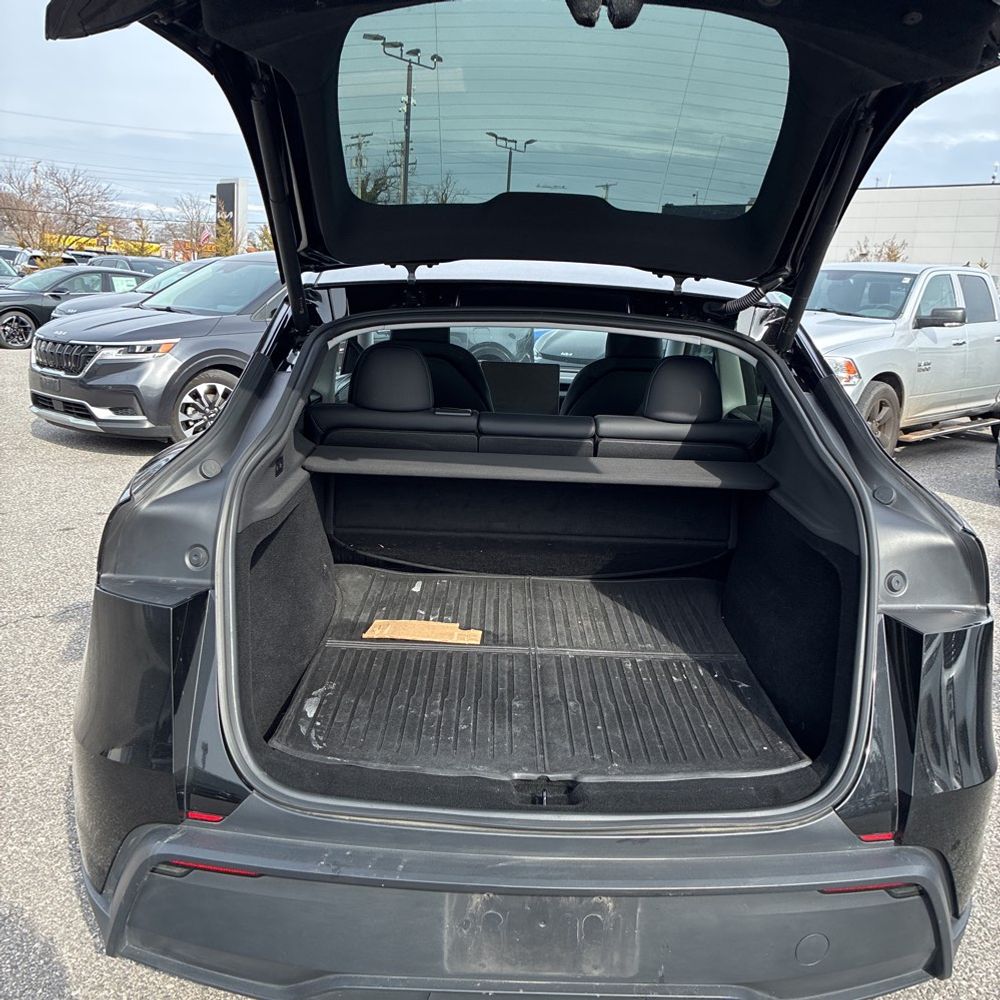 2026 Tesla Model Y Long Range - Image 46