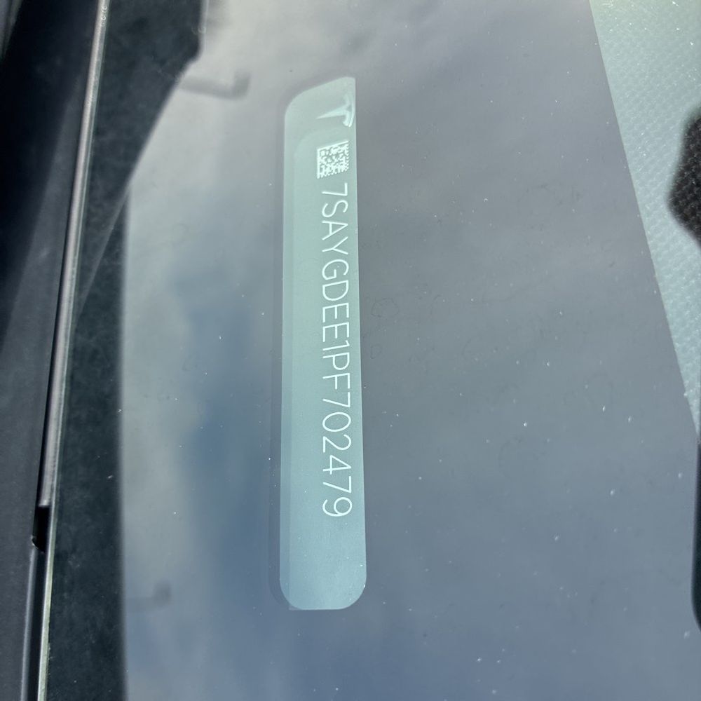 2023 Tesla Model Y Long Range - Image 8