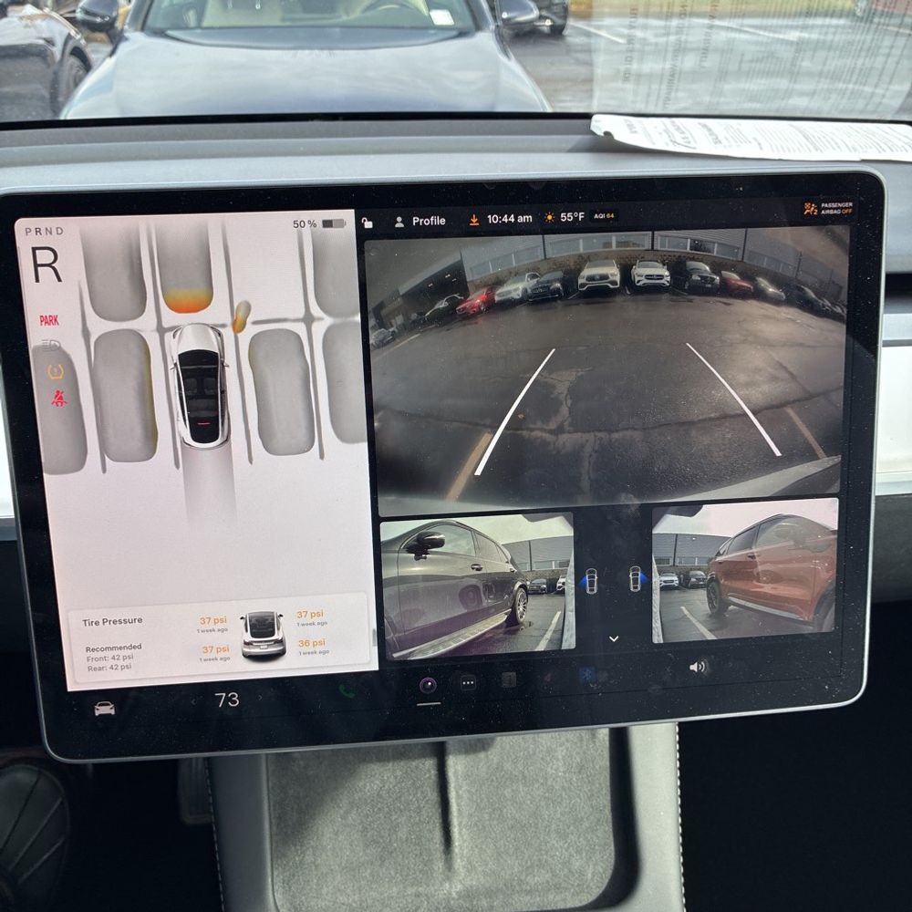 2023 Tesla Model Y Long Range - Image 43