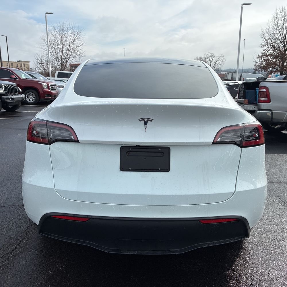 2023 Tesla Model Y Long Range - Image 46