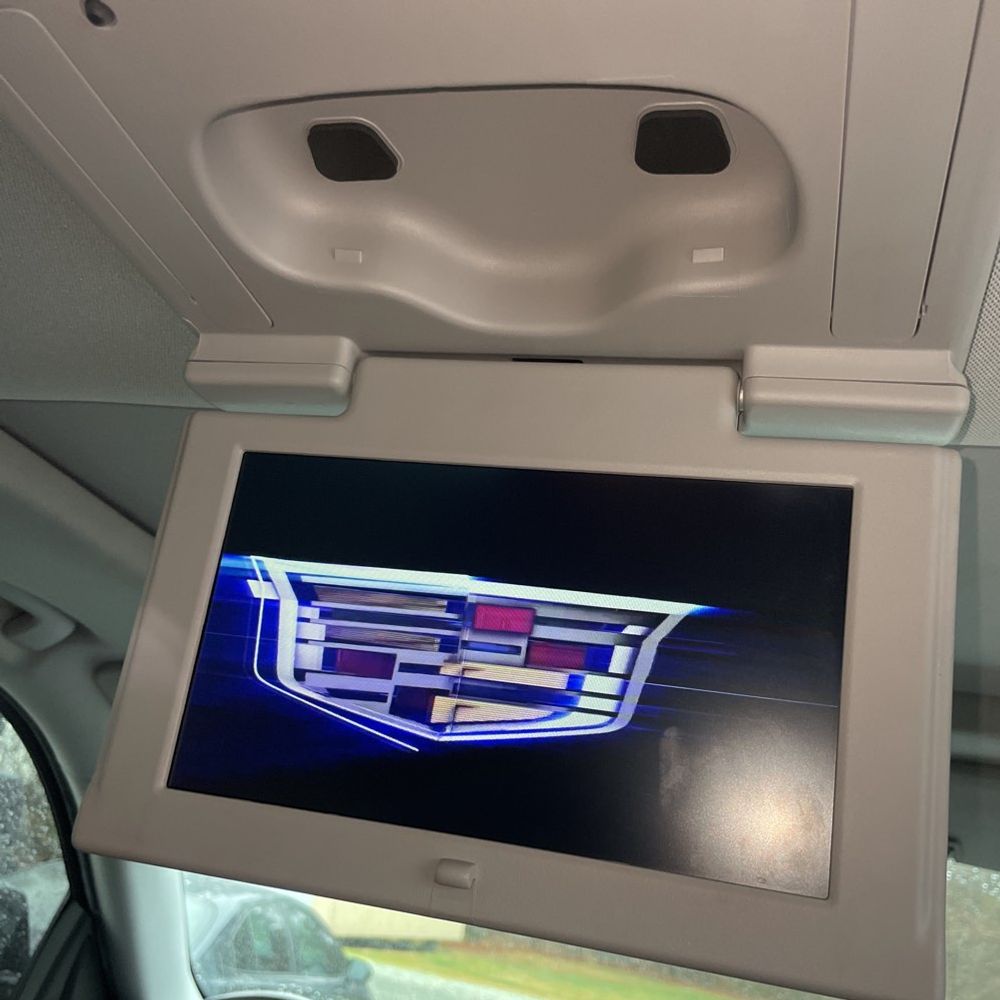 2020 Cadillac Escalade ESV - Image 4