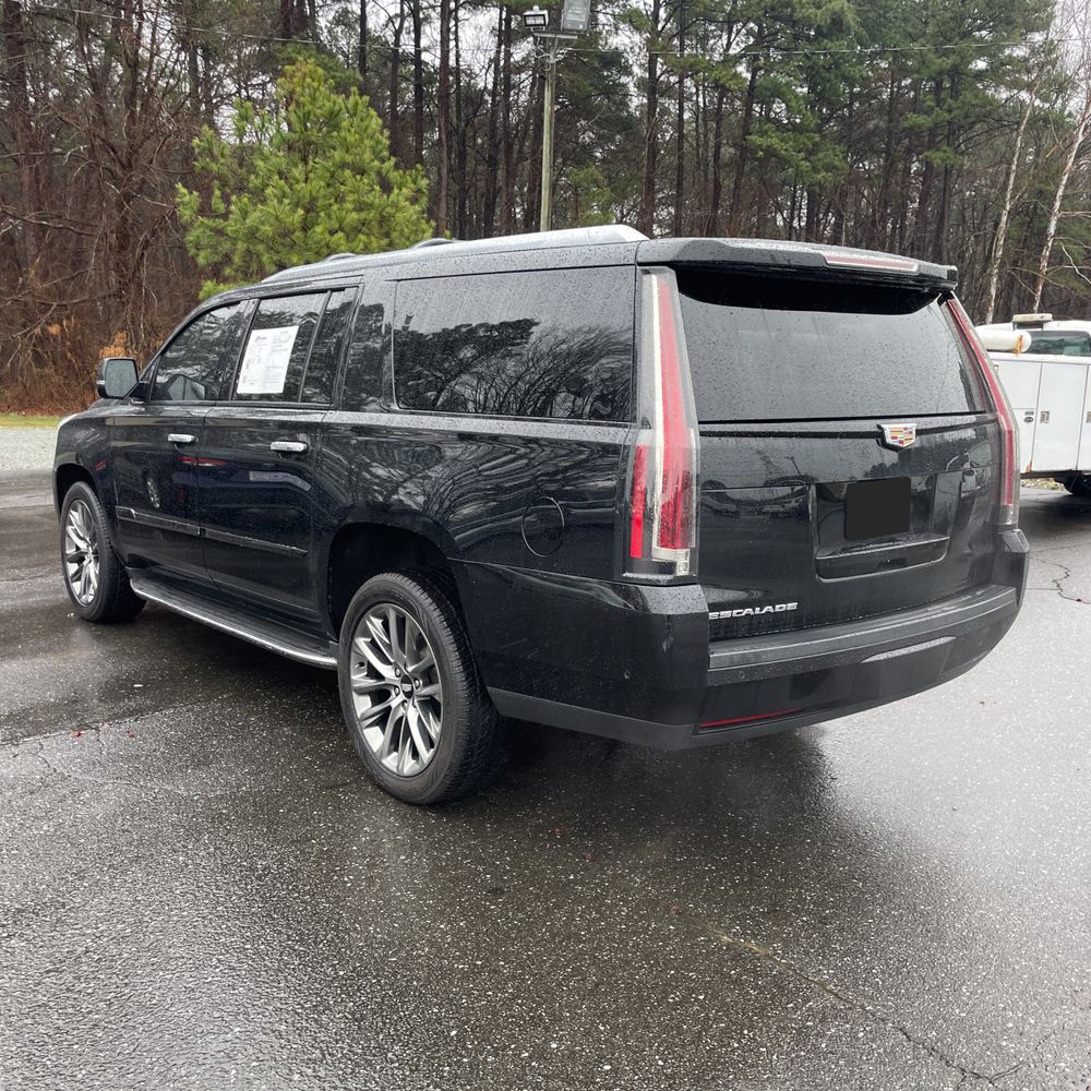 2020 Cadillac Escalade ESV - Image 24