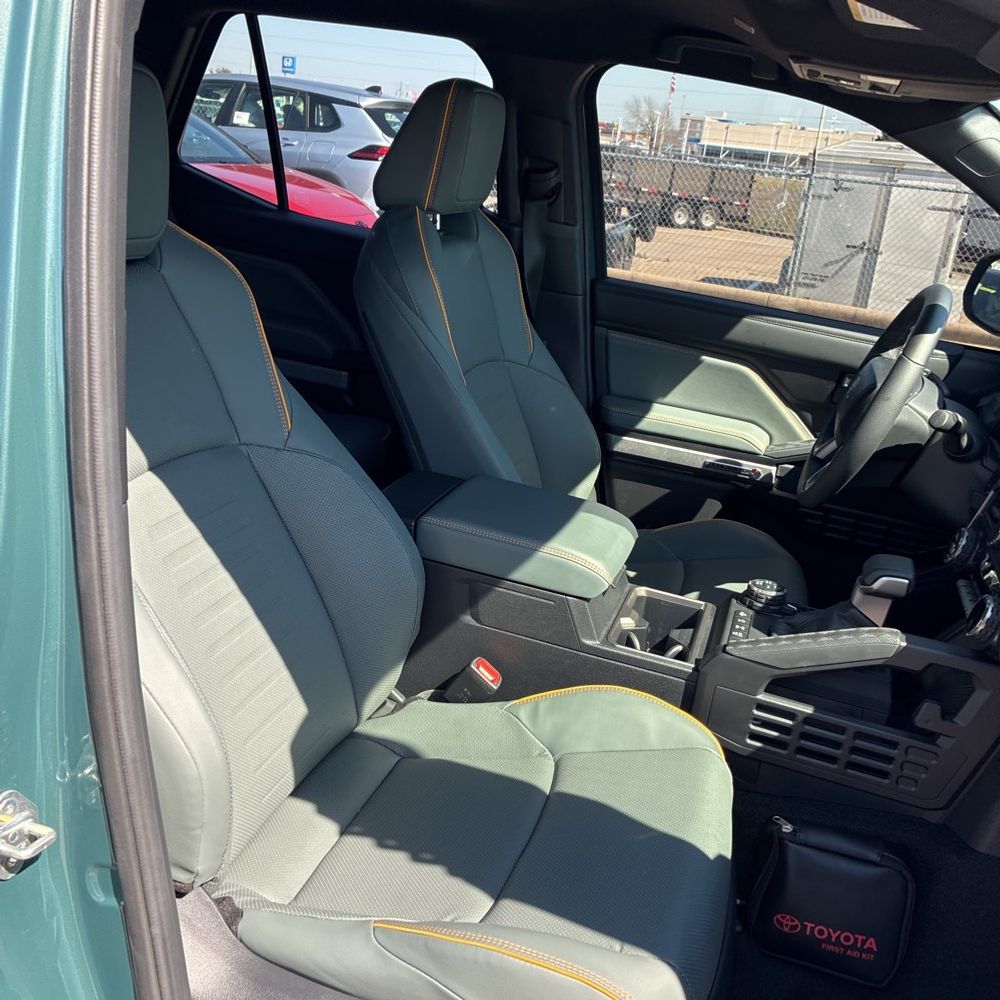 2025 Toyota 4Runner - Image 3