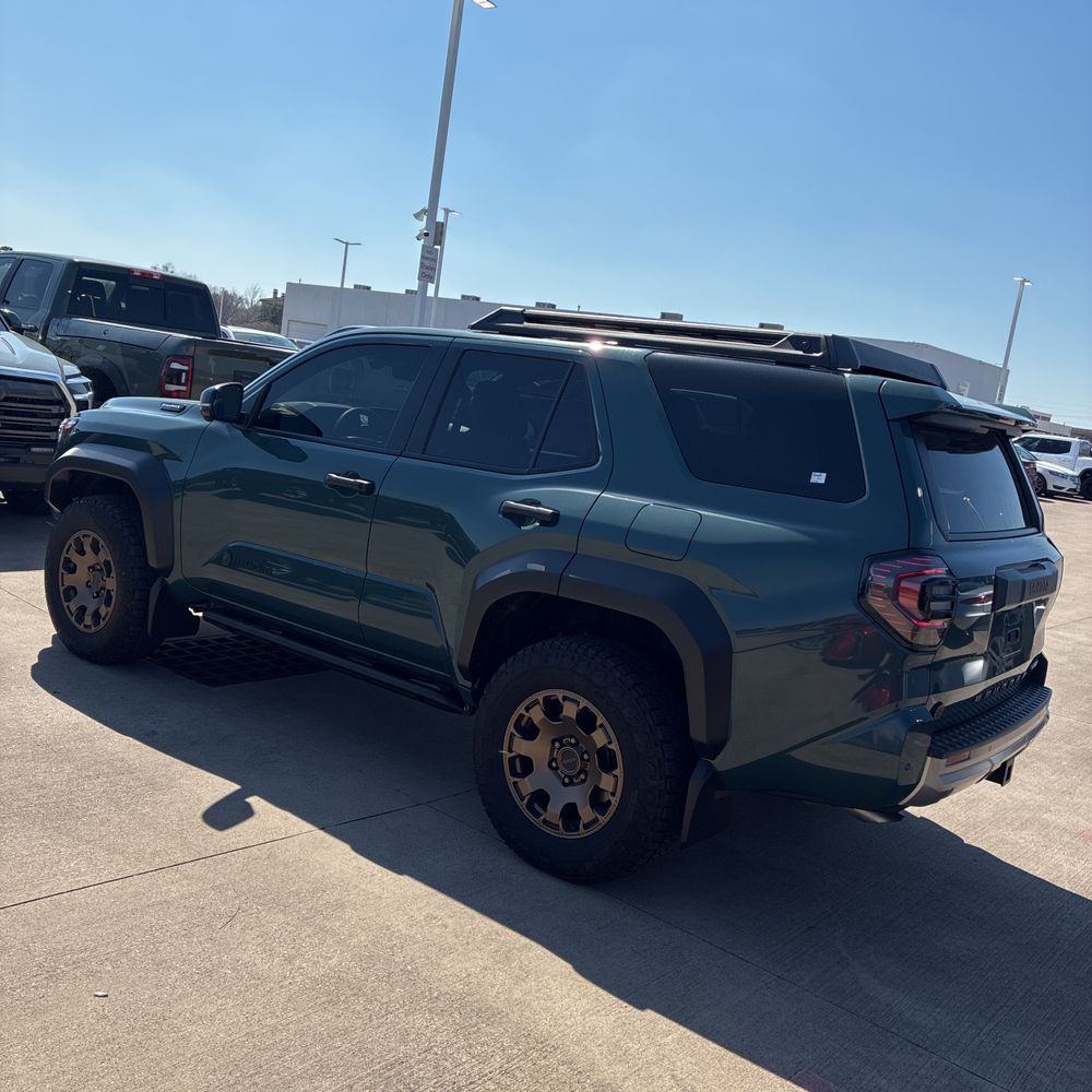2025 Toyota 4Runner - Image 12