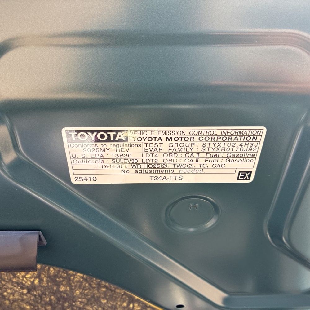 2025 Toyota 4Runner - Image 23