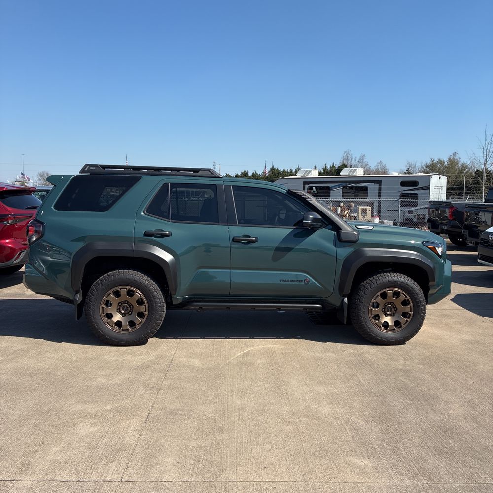 2025 Toyota 4Runner - Image 32