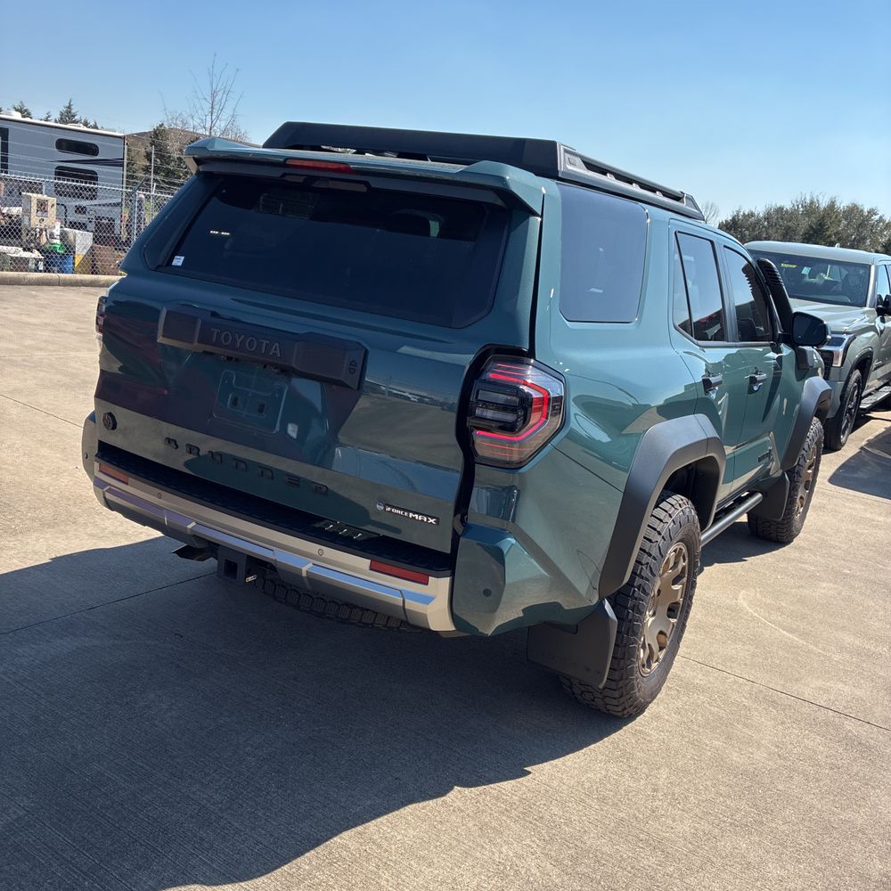 2025 Toyota 4Runner - Image 38