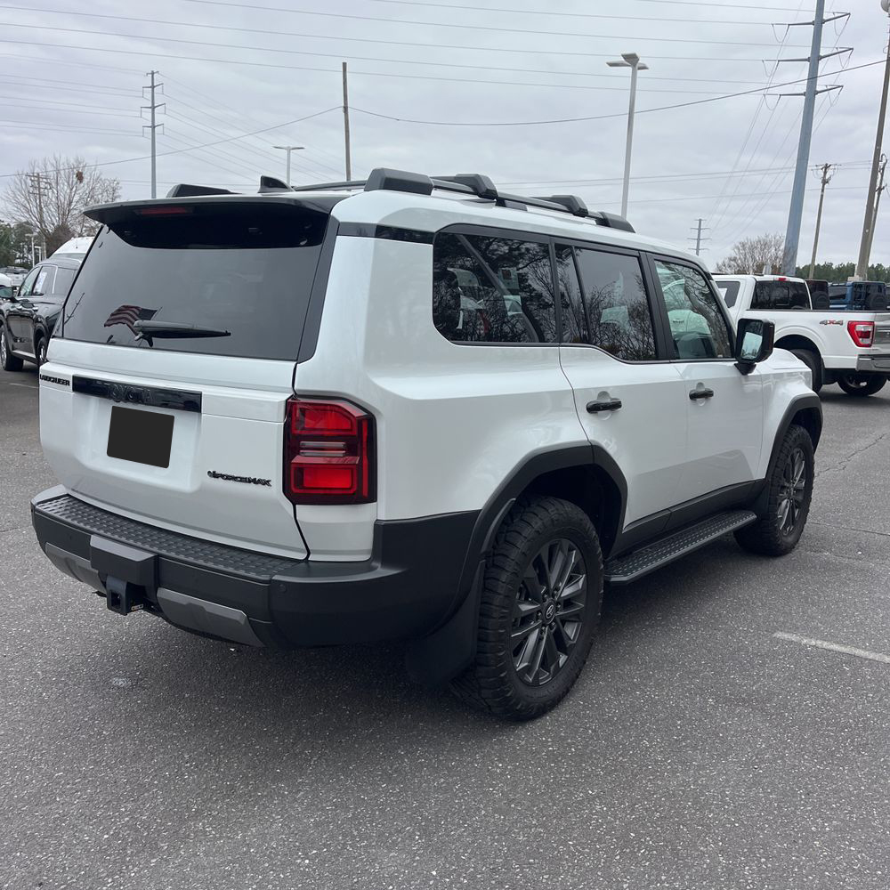 2025 Toyota Land Cruiser - Image 27