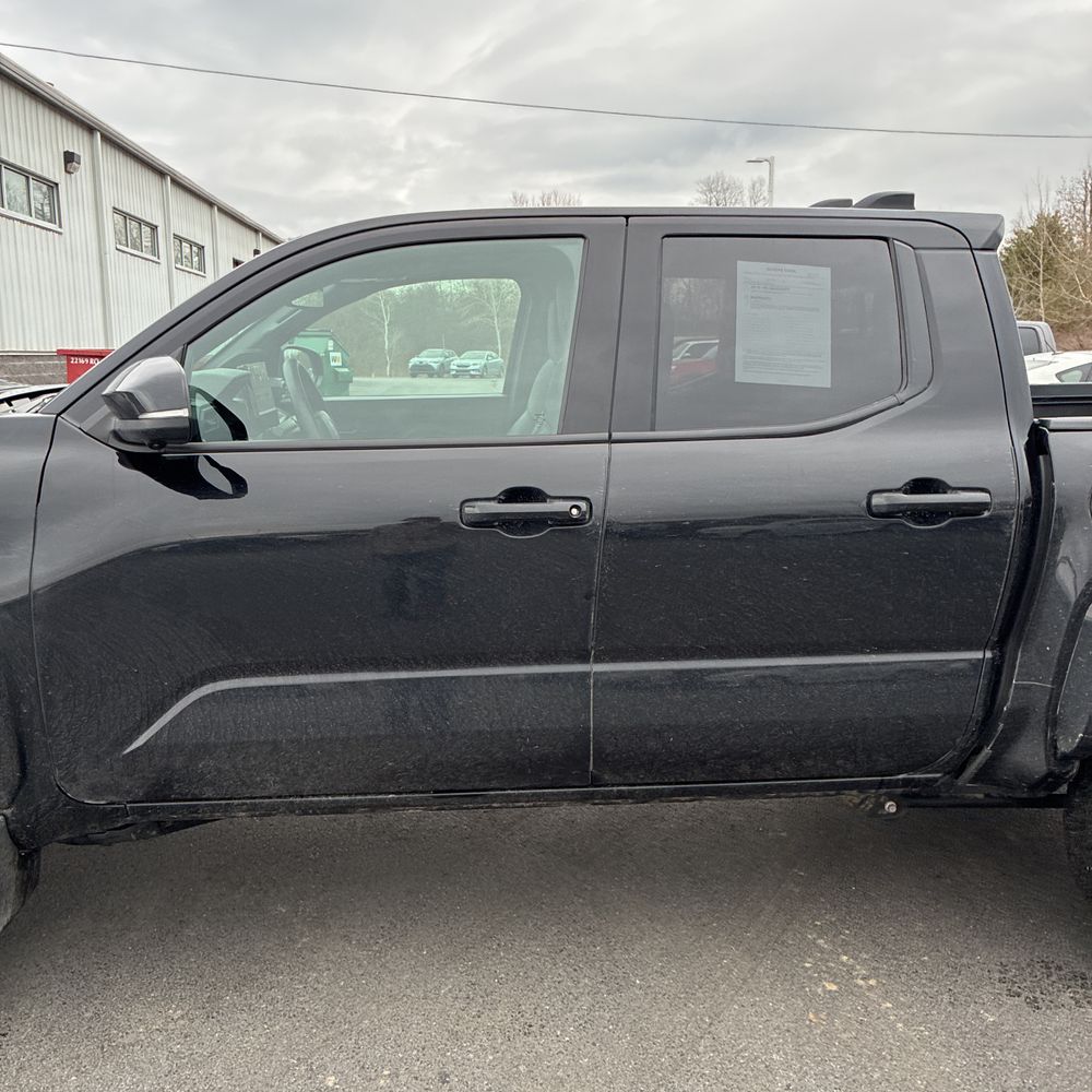 2025 Toyota Tacoma - Image 12