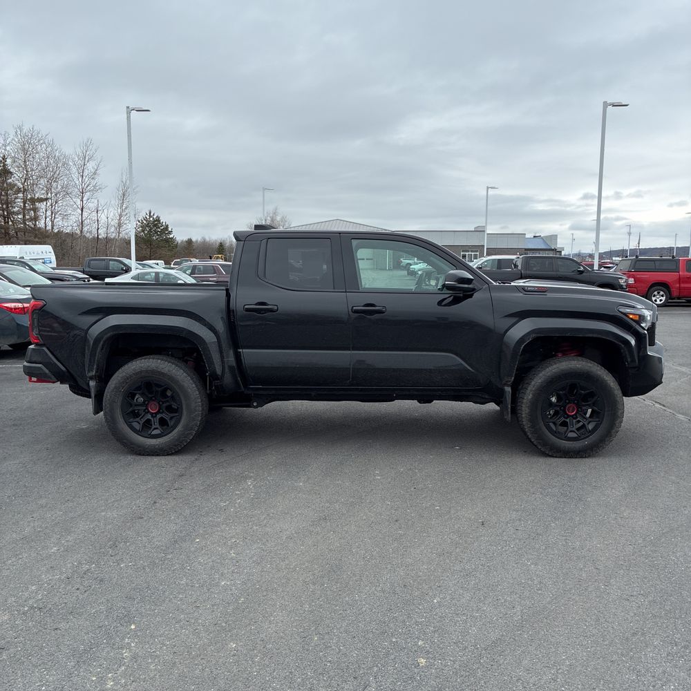 2025 Toyota Tacoma - Image 20