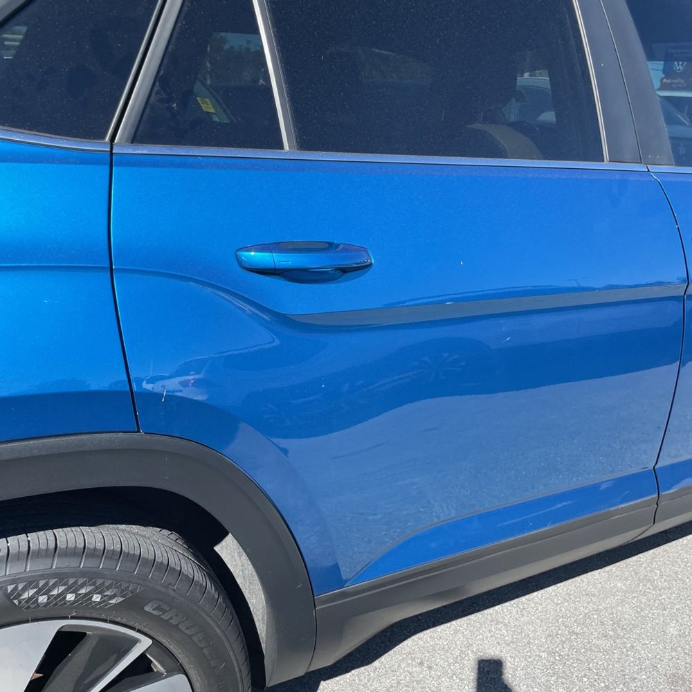 2024 Volkswagen Atlas Cross Sport - Image 8