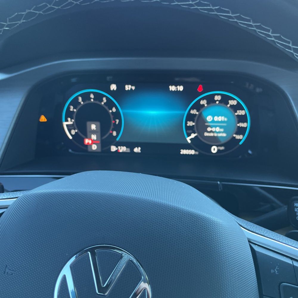 2024 Volkswagen Atlas Cross Sport - Image 37