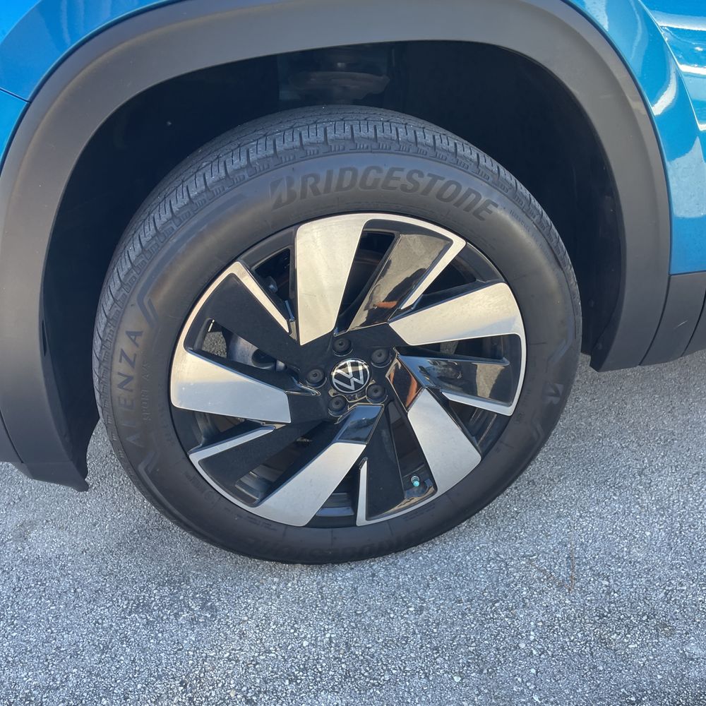 2024 Volkswagen Atlas Cross Sport - Image 46