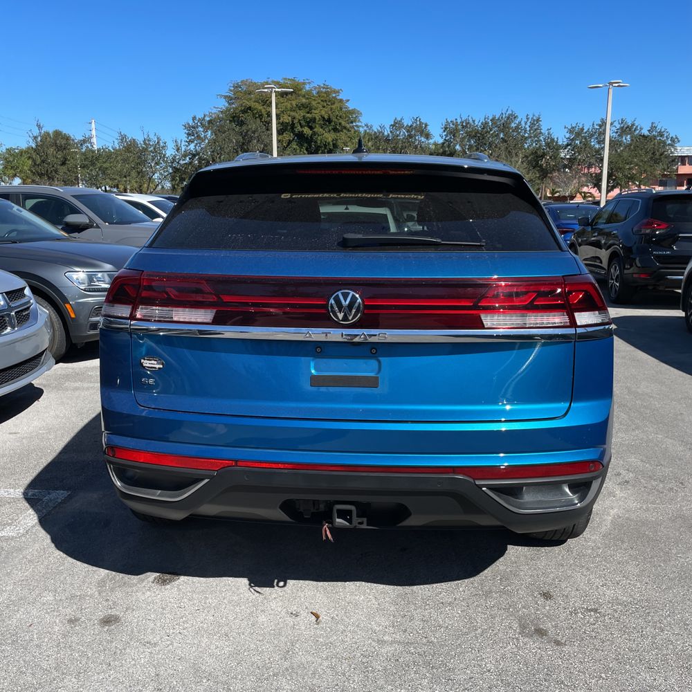 2024 Volkswagen Atlas Cross Sport - Image 58