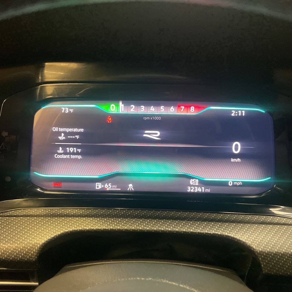 2023 Volkswagen Golf R - Image 30