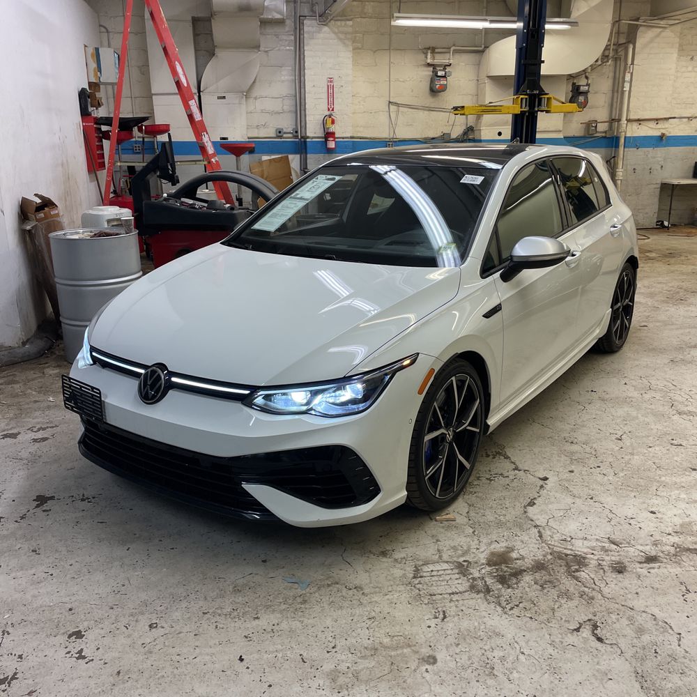 2023 Volkswagen Golf R