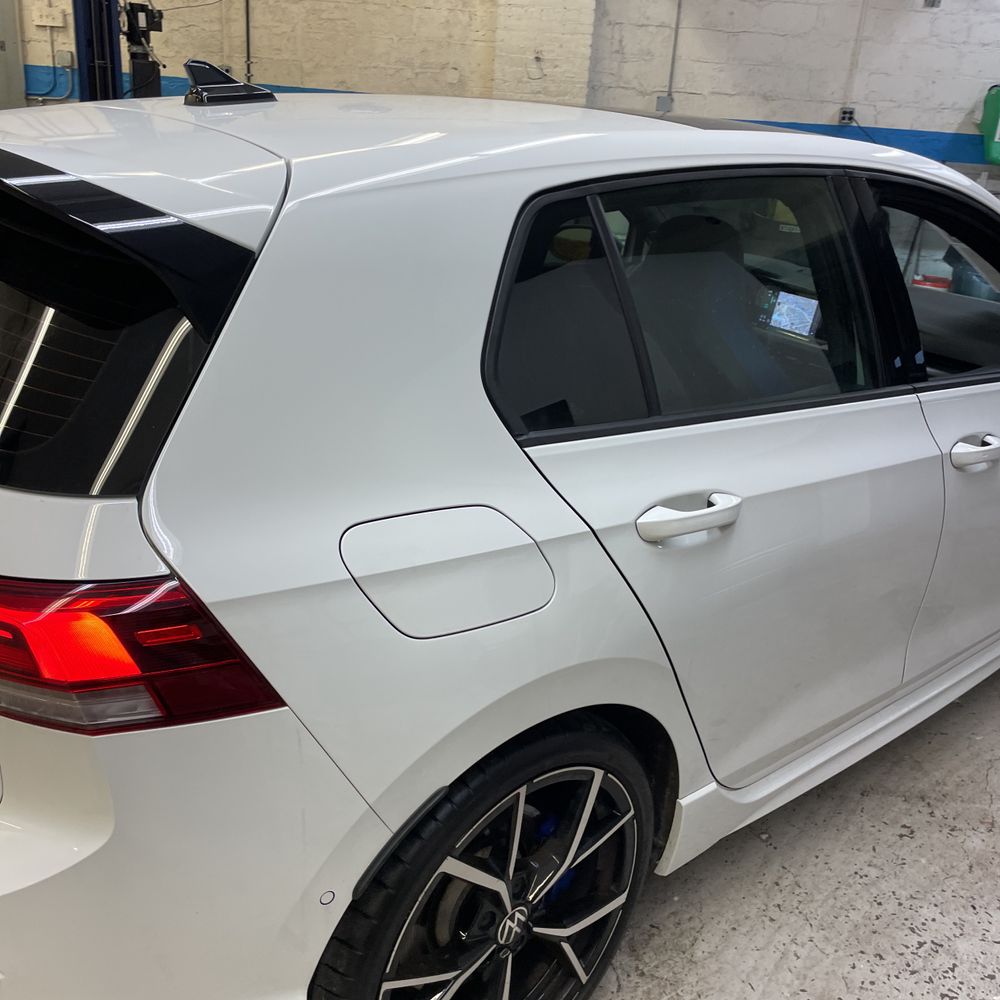2023 Volkswagen Golf R - Image 56