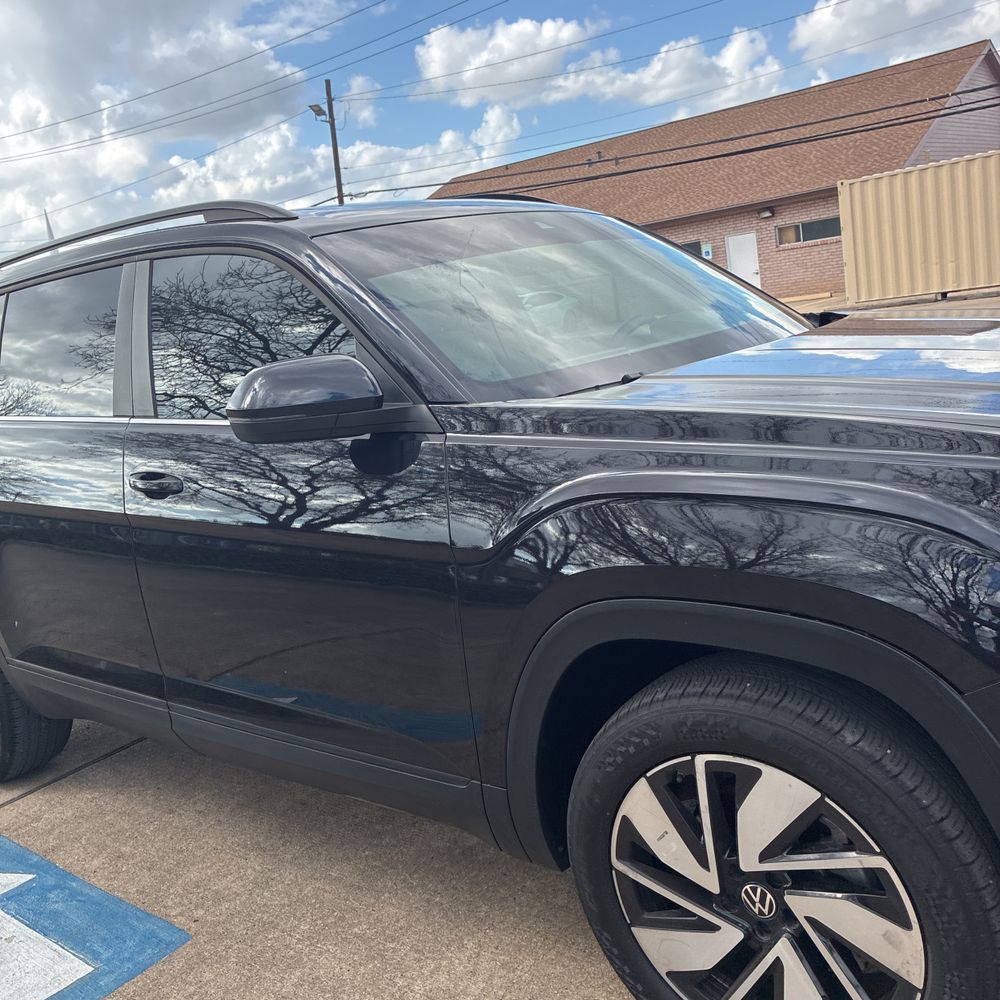 2024 Volkswagen Atlas - Image 38