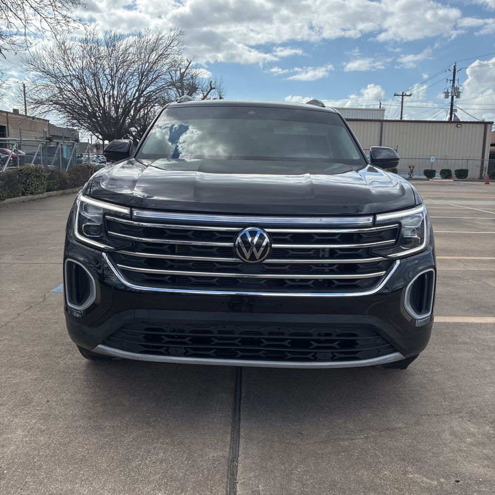 2024 Volkswagen Atlas - Image 56