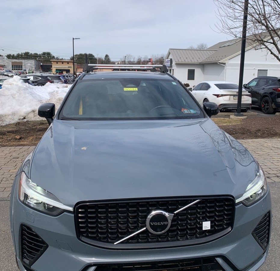 2022 Volvo XC60 - Image 5