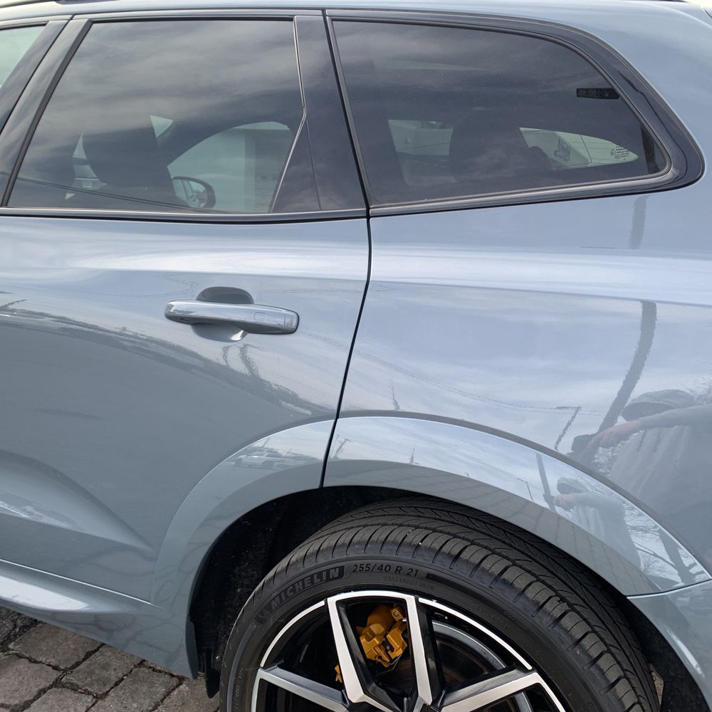2022 Volvo XC60 - Image 8