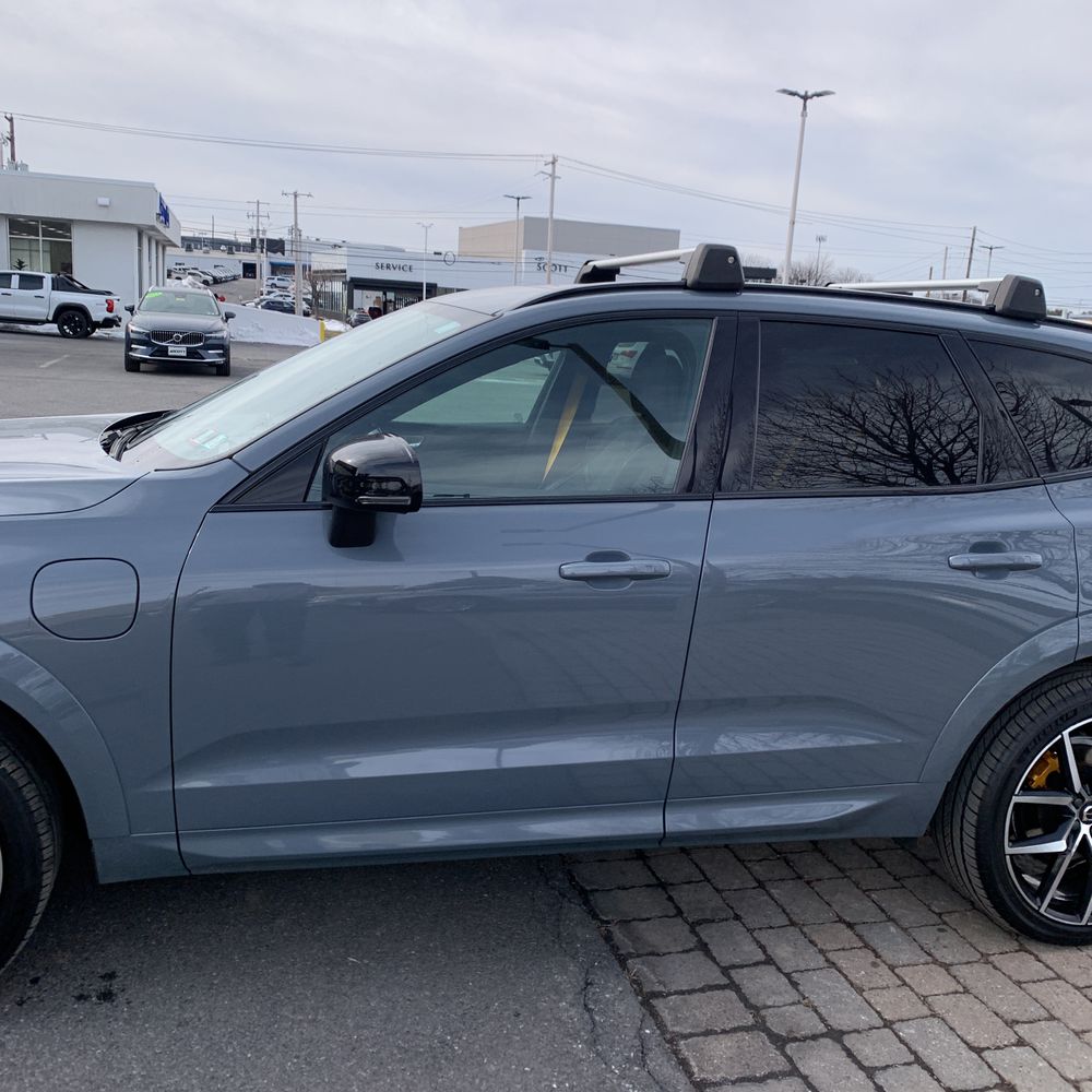 2022 Volvo XC60 - Image 33