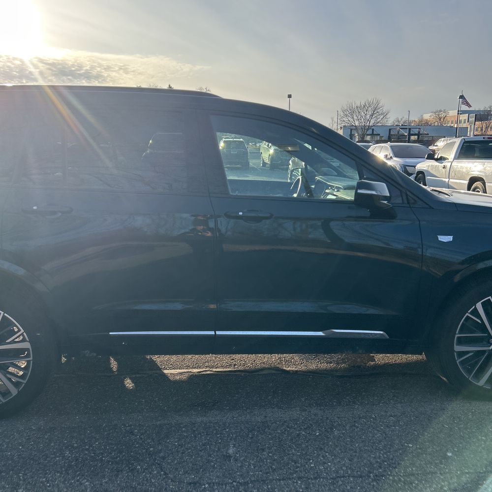 2025 Cadillac XT6 - Image 21