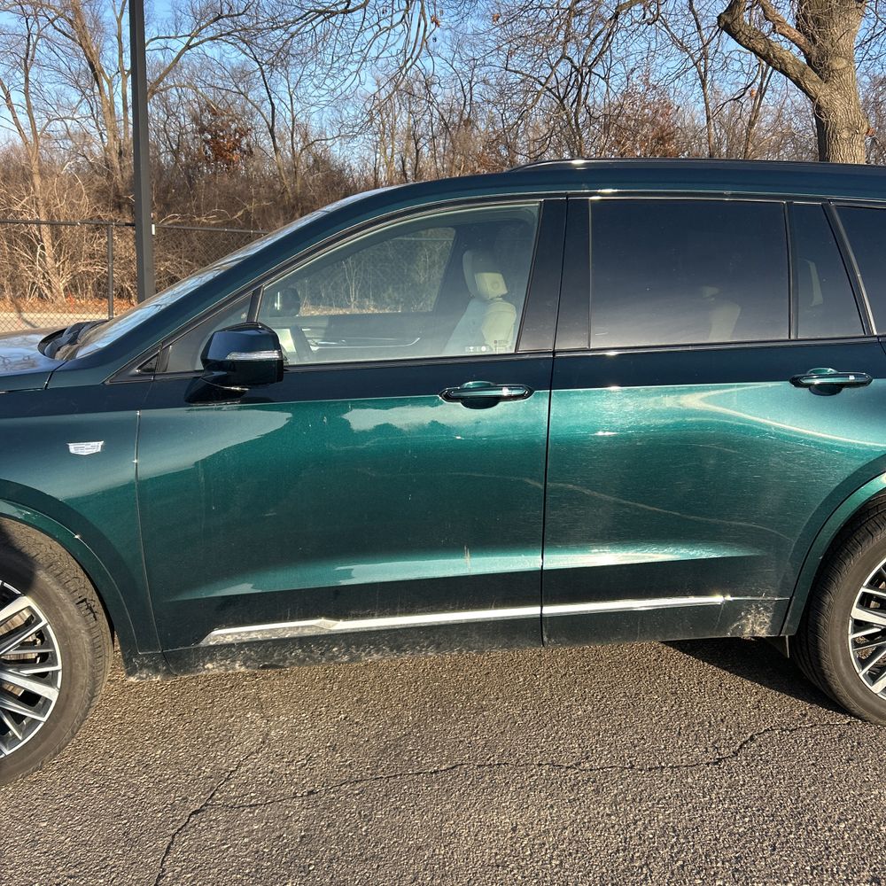 2025 Cadillac XT6 - Image 39