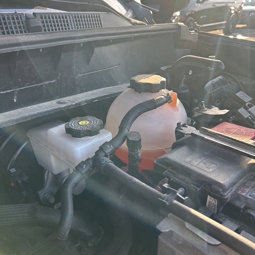 2025 Cadillac XT6 - Image 44