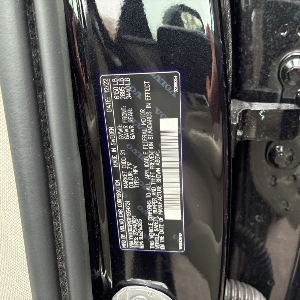 2023 Volvo XC90 - Image 6