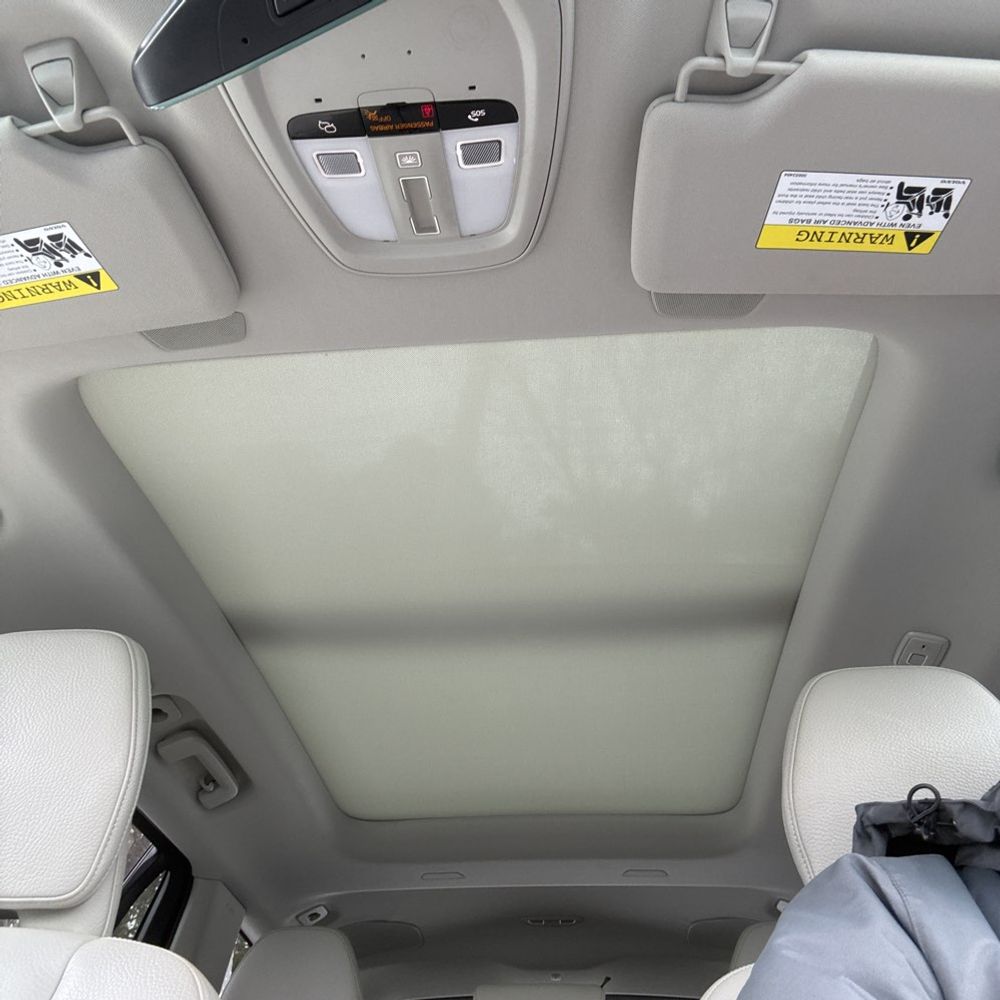 2023 Volvo XC90 - Image 39