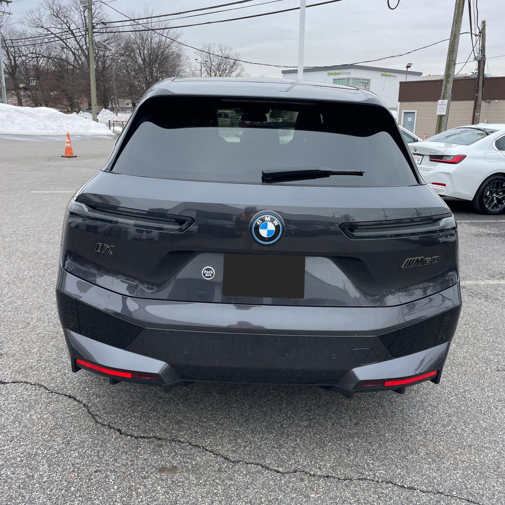 2023 BMW iX M60 - Image 3