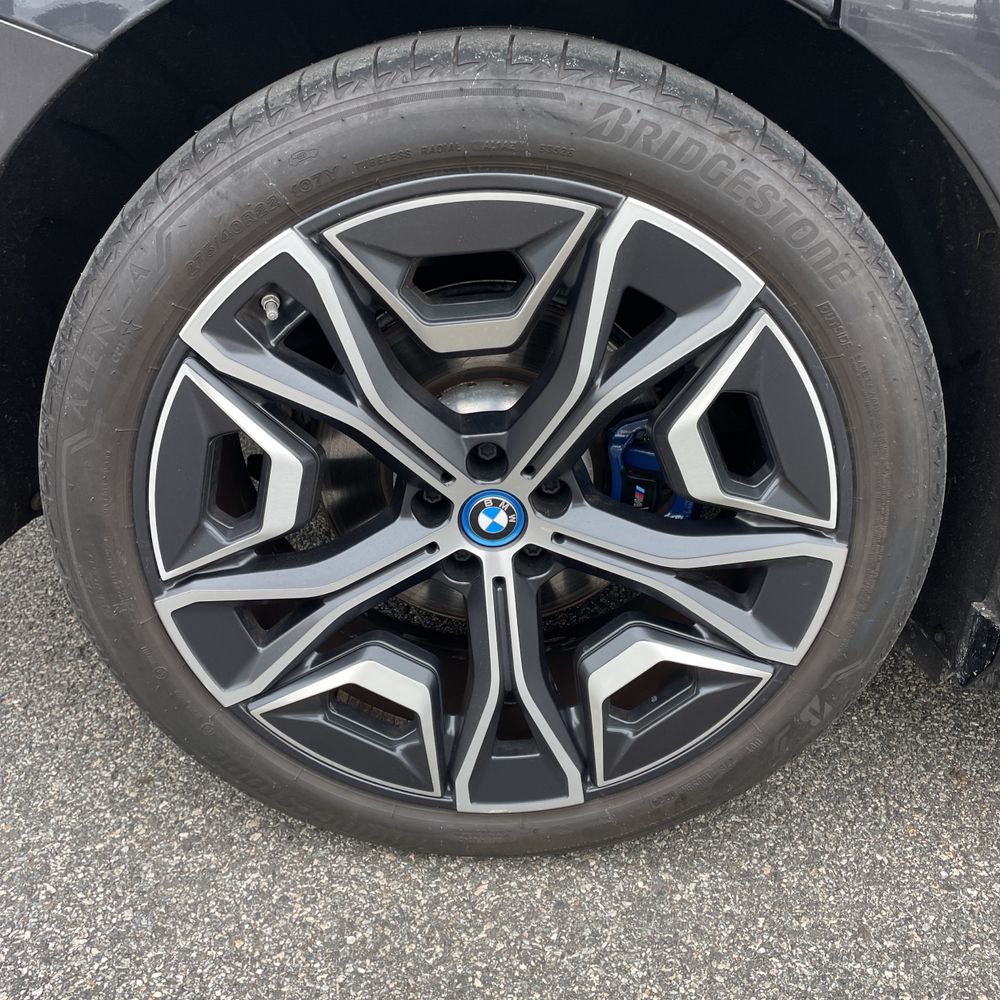 2023 BMW iX M60 - Image 51